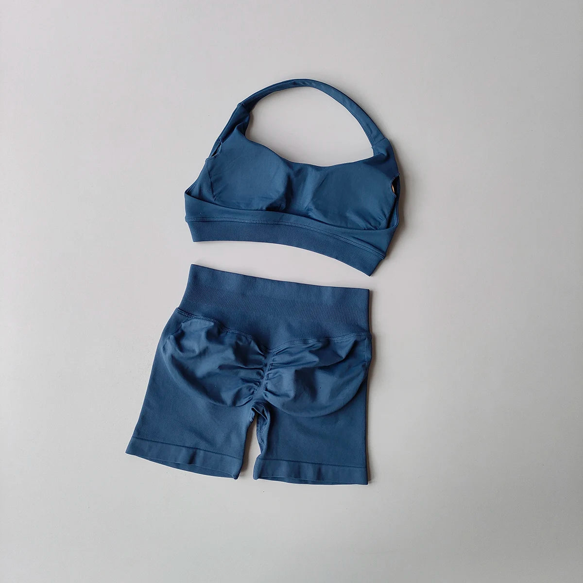 Women’s 2-Piece Seamless Yoga Set - yourelevatedwellness