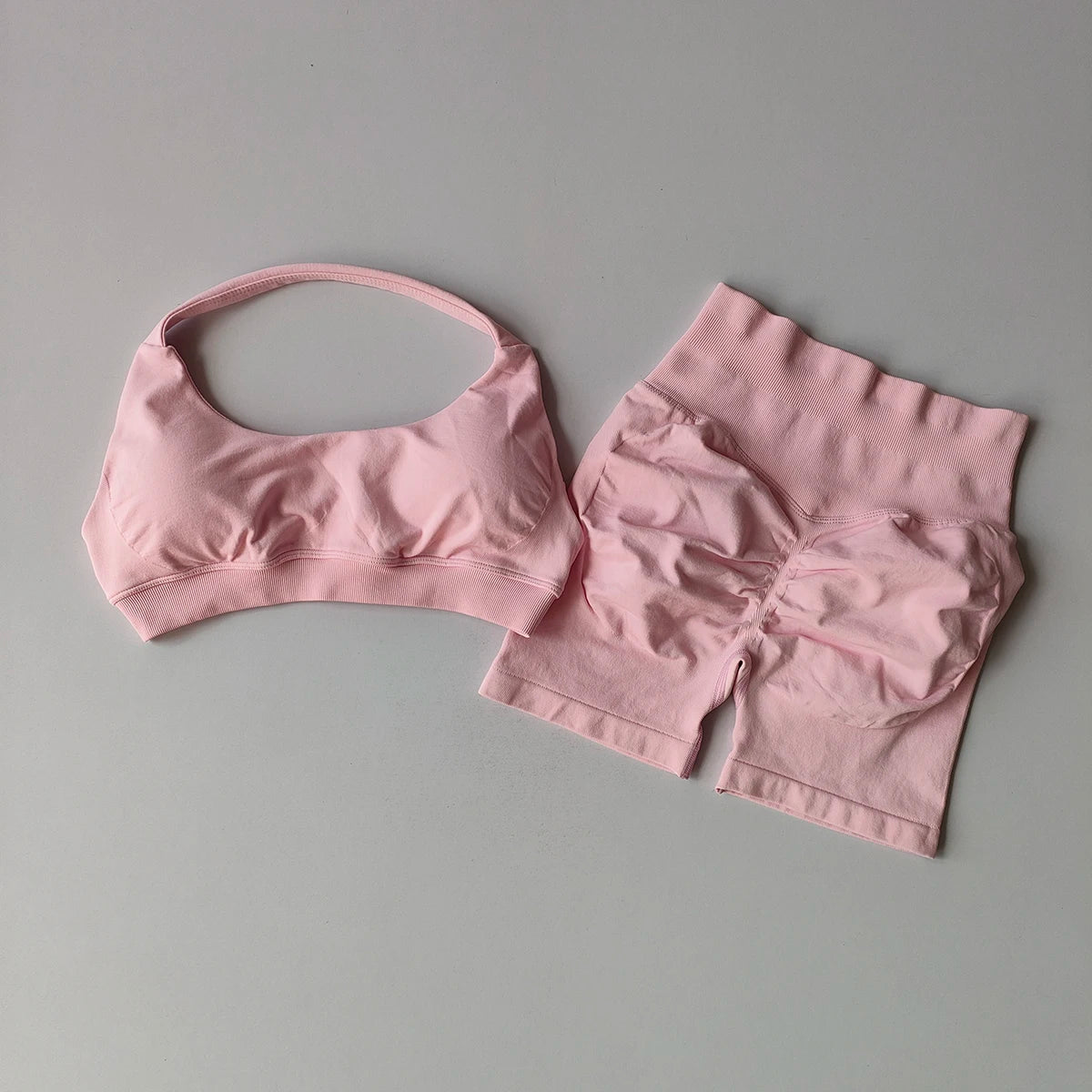 Women’s 2-Piece Seamless Yoga Set - yourelevatedwellness