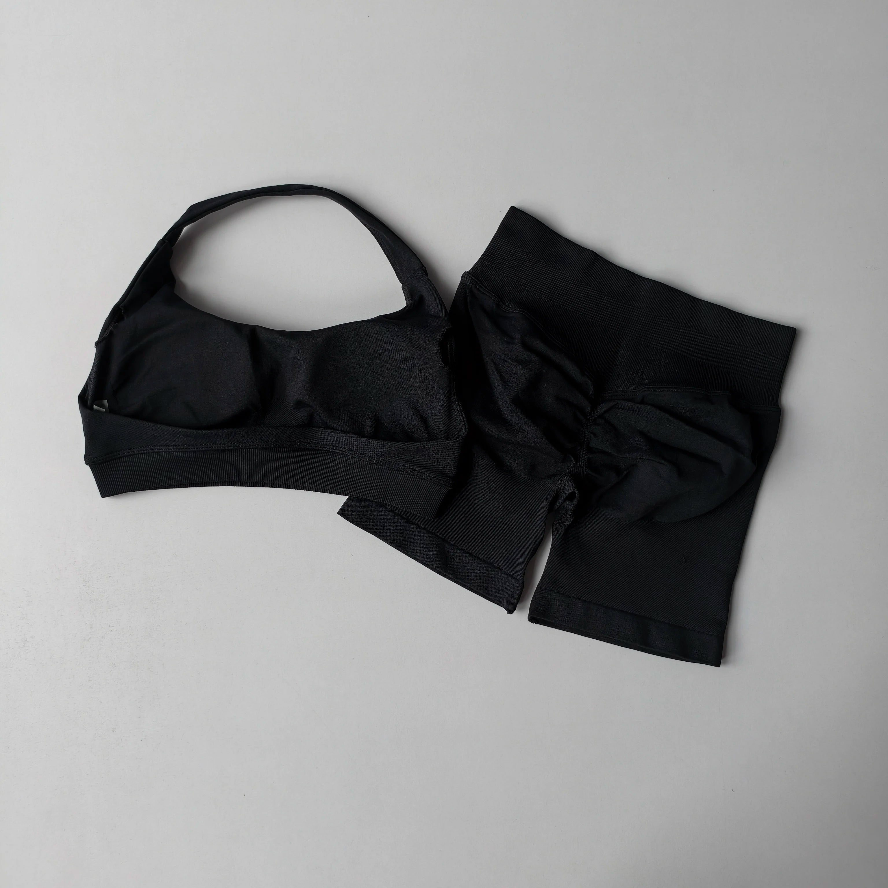 Women’s 2-Piece Seamless Yoga Set - yourelevatedwellness