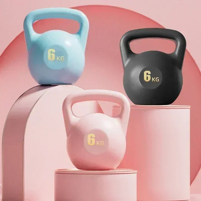 Using adjustable water dumbbell at home