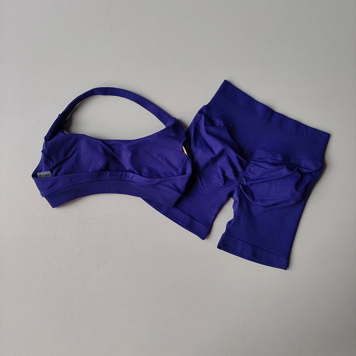 Women’s 2-Piece Seamless Yoga Set - yourelevatedwellness
