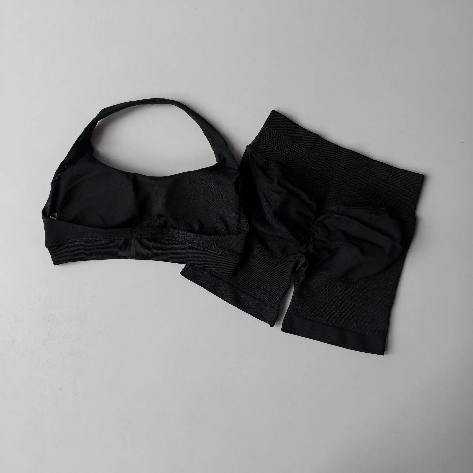 Women’s 2-Piece Seamless Yoga Set - yourelevatedwellness