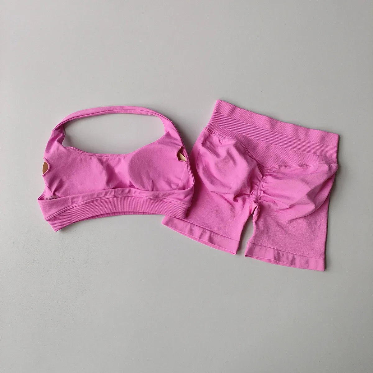 Women’s 2-Piece Seamless Yoga Set - yourelevatedwellness
