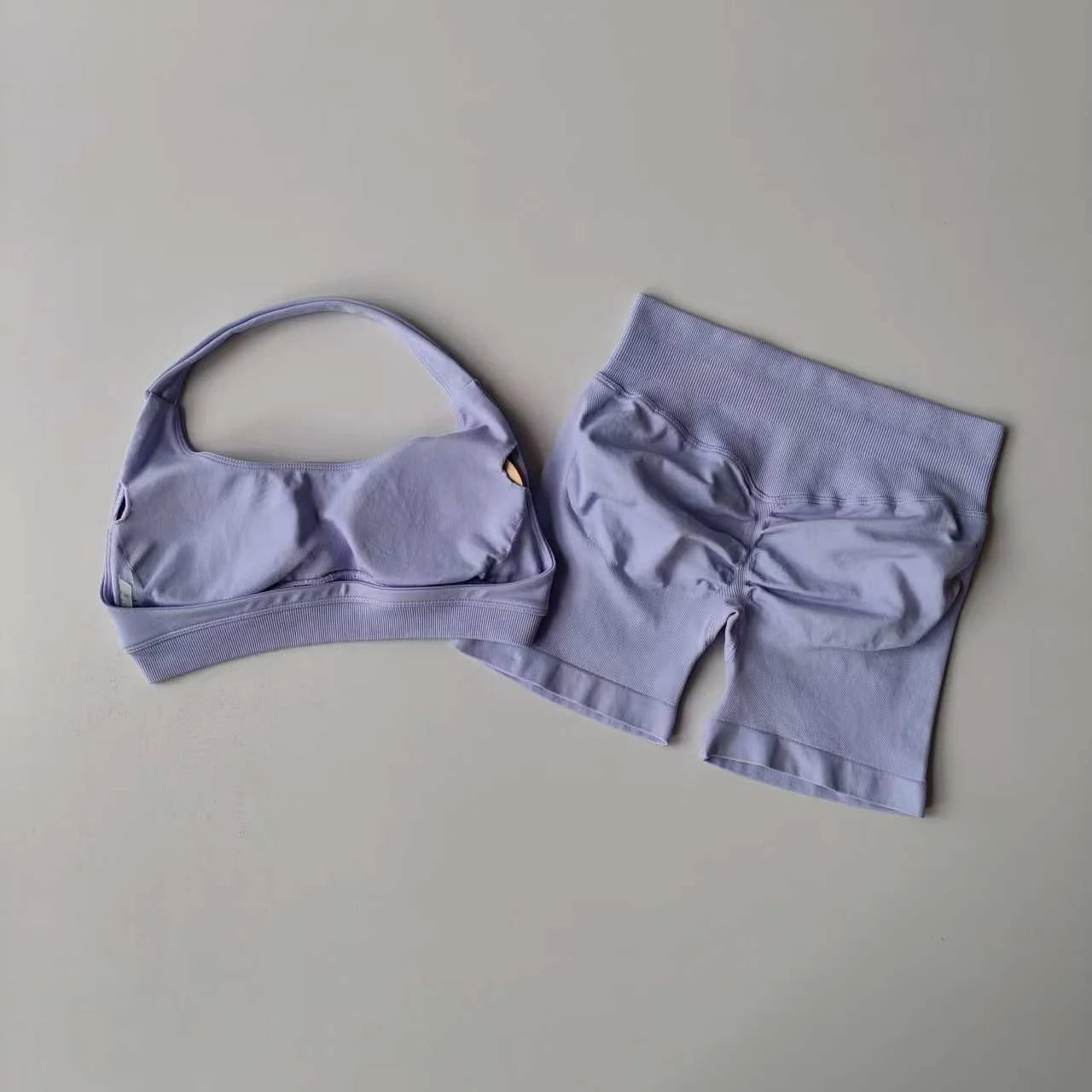 Women’s 2-Piece Seamless Yoga Set - yourelevatedwellness