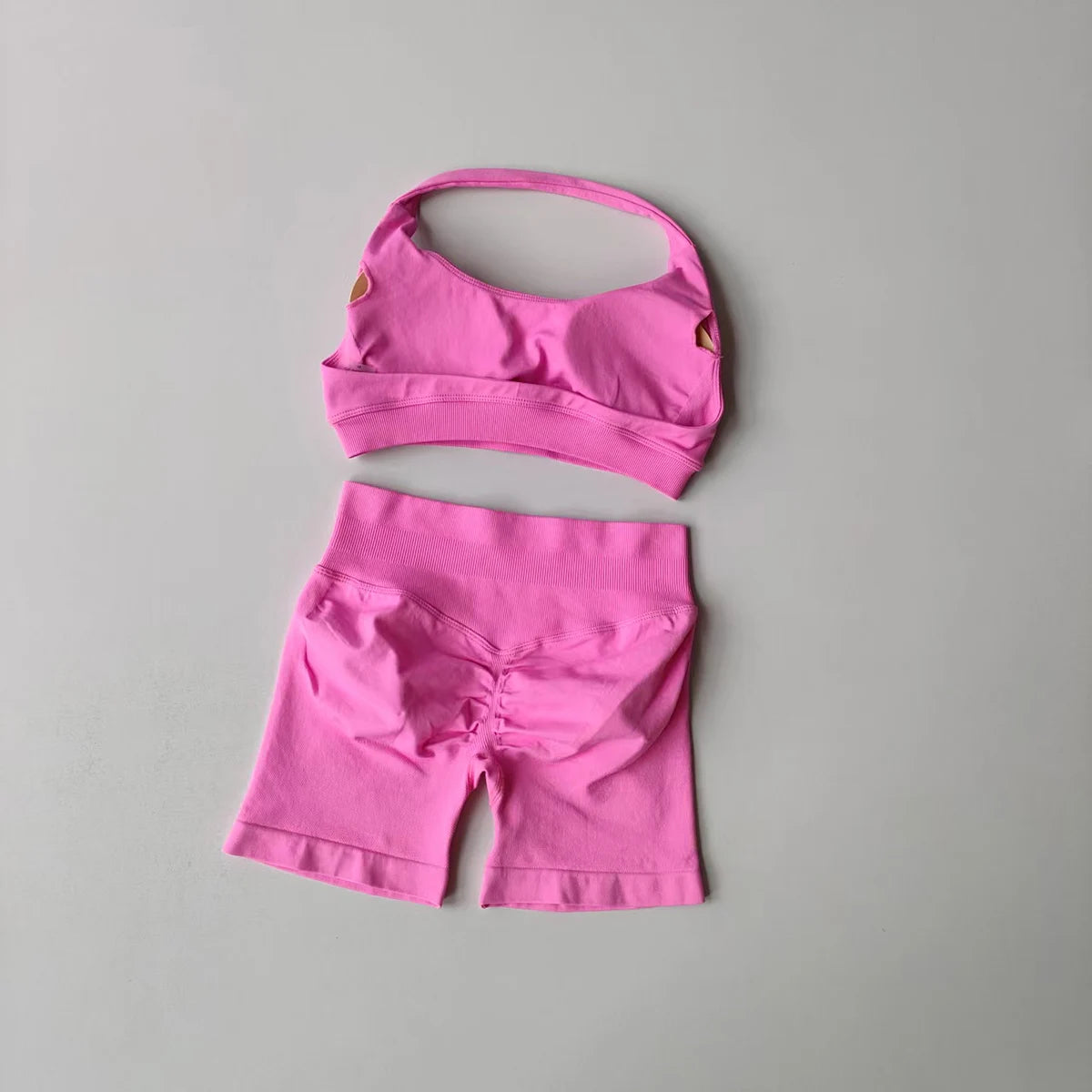 Women’s 2-Piece Seamless Yoga Set - yourelevatedwellness