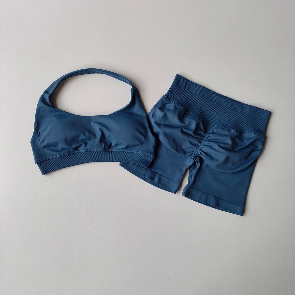 Women’s 2-Piece Seamless Yoga Set - yourelevatedwellness